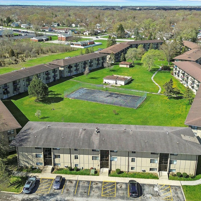 10-building multifamily portfolio at 2610 Marigold Dr., a prime Chicago investment real estate asset sold by Essex Realty Group.
