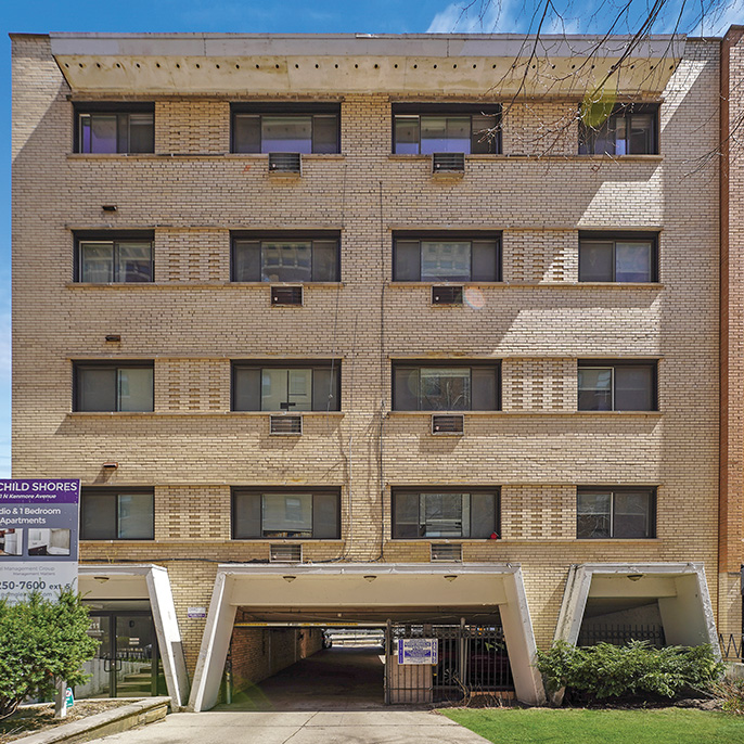 Fairchild Shores multifamily property in Chicago’s North Side submarket for residents and investors - property sold by Essex Realty Group Brokers.