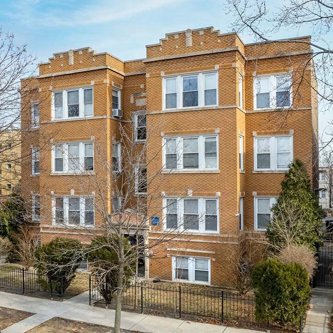 20-unit apartment building sold at 1801 S. 51st Avenue in Cicero, Illinois