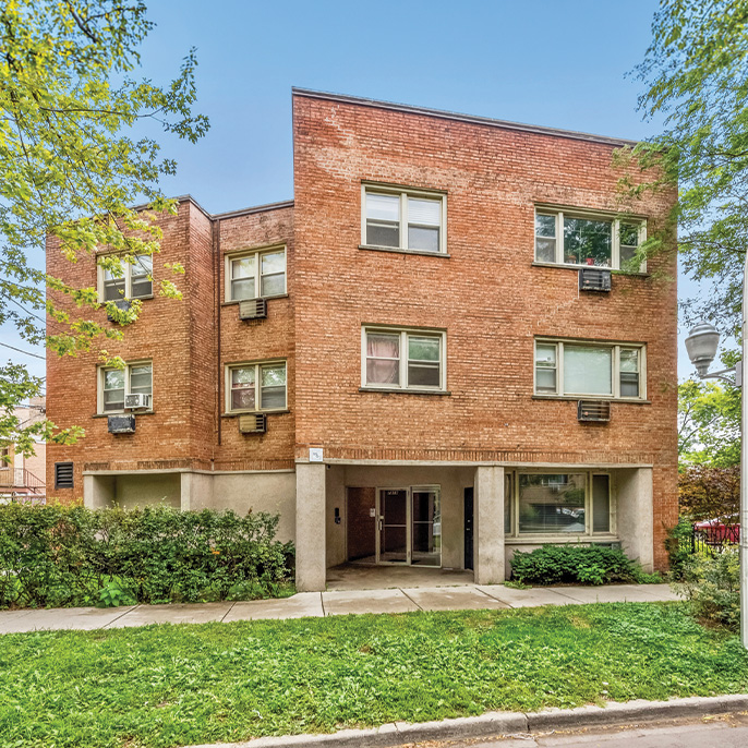 16-unit apartment building at 7319 N. Rogers Avenue in Chicago's Rogers Park neighborhood